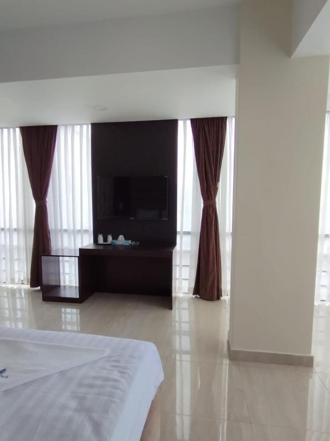 White Park Hotel & Suites Chittagong Exterior foto